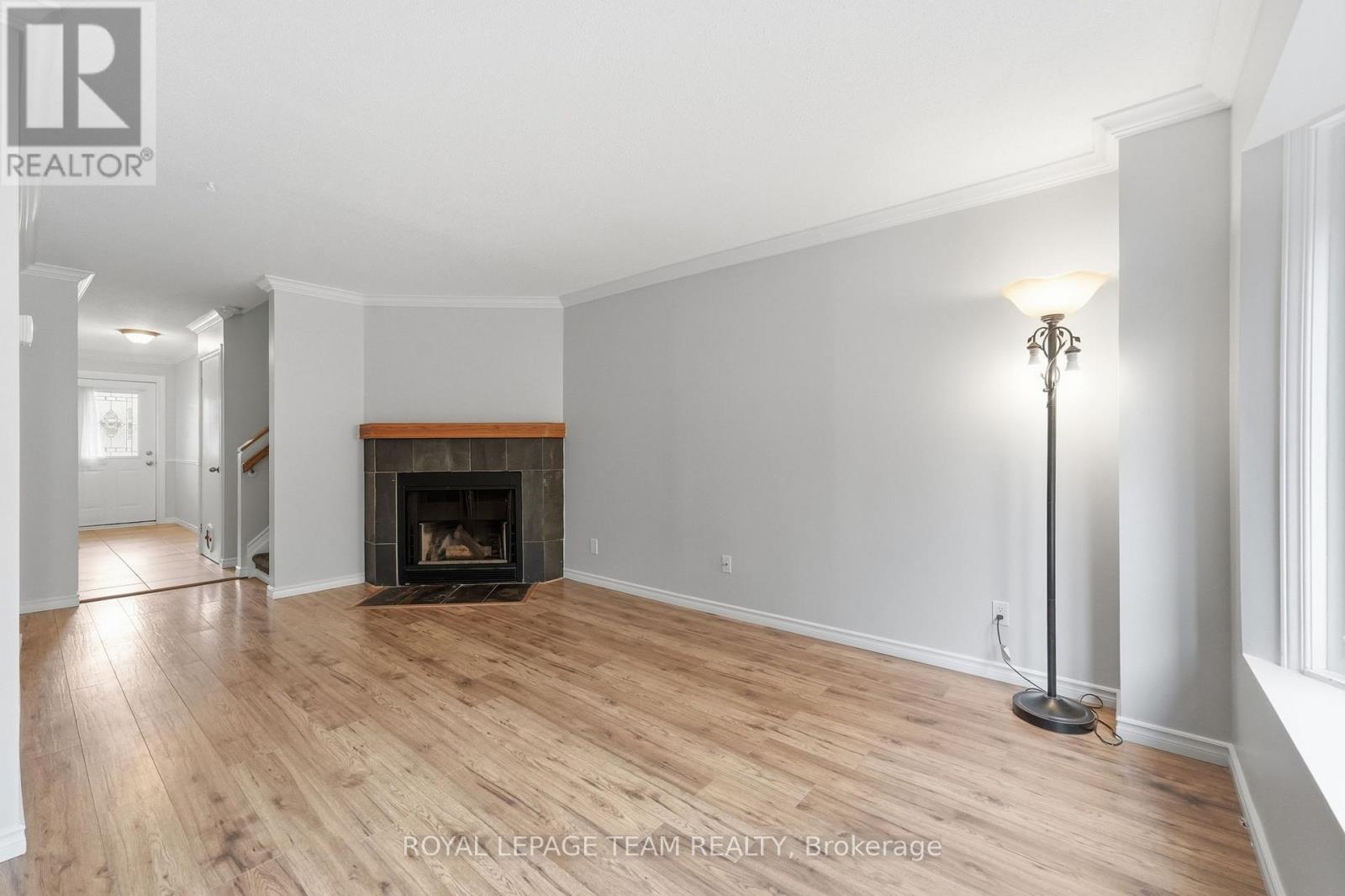 304 VALADE CRESCENT - Image 8