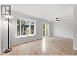 304 Valade Crescent, Ottawa, ON K4A2X3 Photo 9