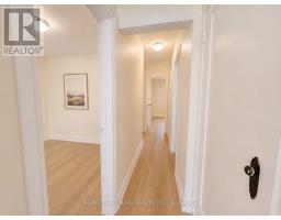 333 Vaughan Road, Toronto, ON M6C2N5 Photo 12