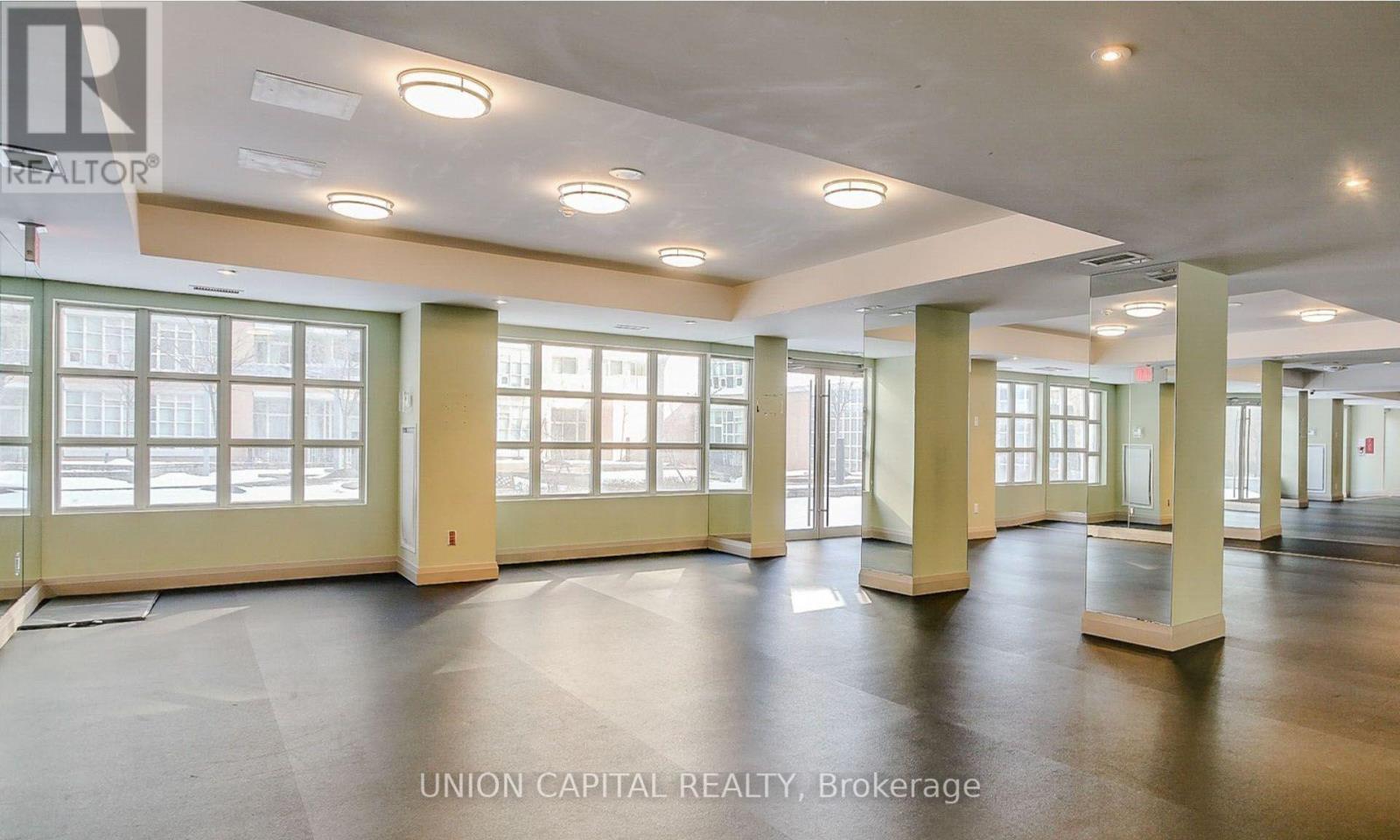 #616 85 EAST LIBERTY STREET - Image 38