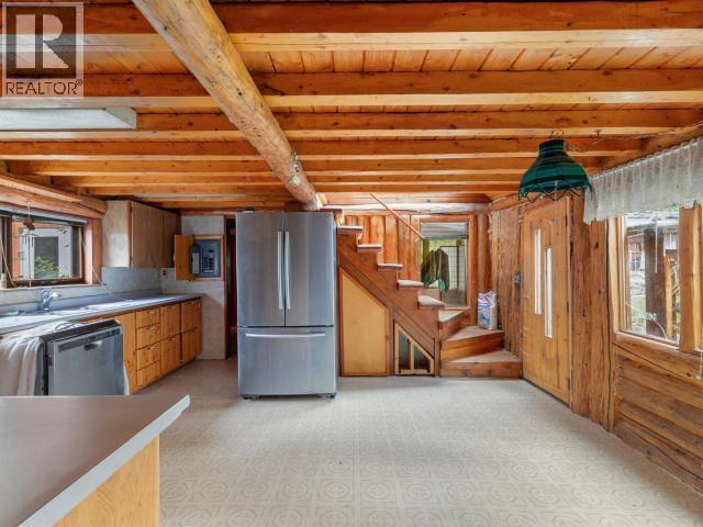 5 CHINOOK LANE - 12