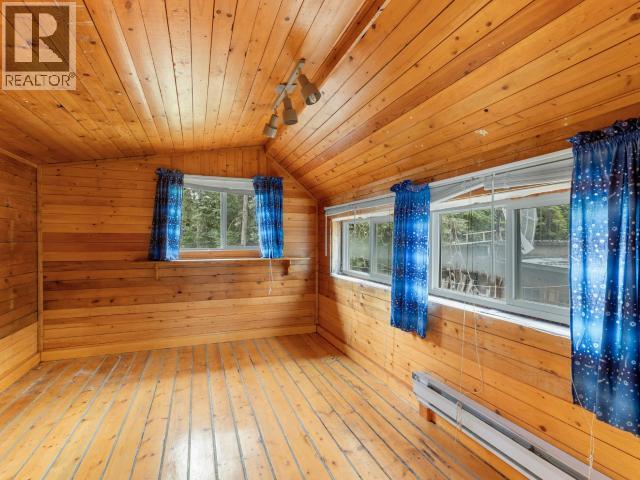 5 CHINOOK LANE - 18