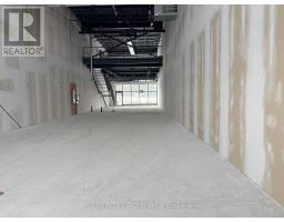 111 - 175 Melvin Robson Avenue, Aurora, ON L4G4B9 Photo 9