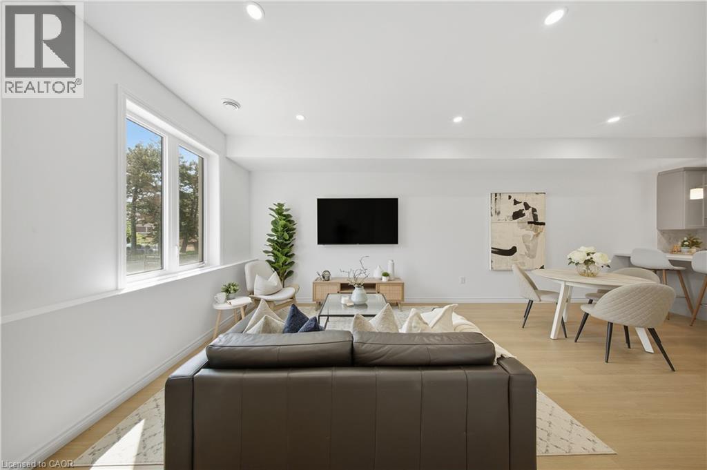 #10 2 SLESSOR Boulevard - Image 10
