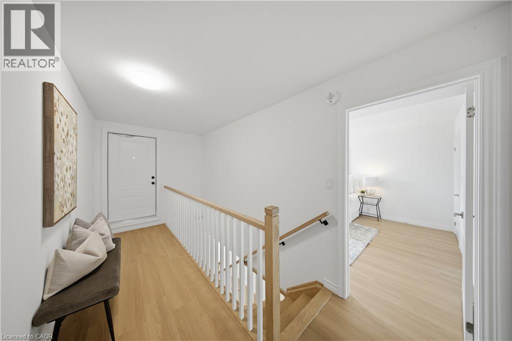 #10 2 SLESSOR Boulevard - Image 33