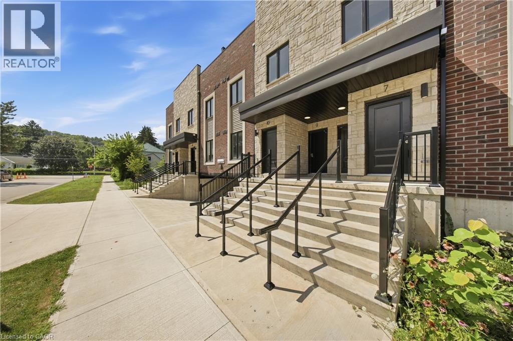 #10 2 SLESSOR Boulevard - Image 4