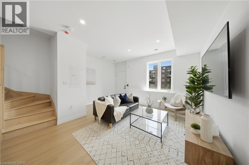 #10 2 SLESSOR Boulevard - Image 7