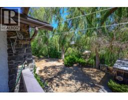 Kitchen - 506 Browne Road, Vernon, BC V1T7M1 Photo 17