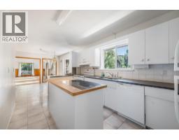 2pc Ensuite bath - 506 Browne Road, Vernon, BC V1T7M1 Photo 8