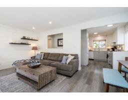 15669 20 Avenue, Surrey, BC V4A2A7 Photo 10