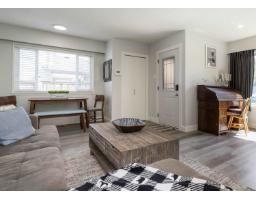 15669 20 Avenue, Surrey, BC V4A2A7 Photo 9