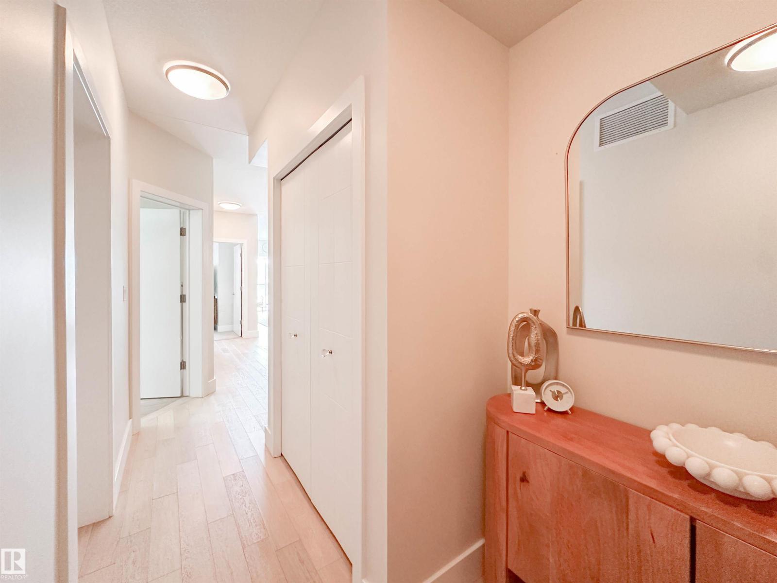 #718 200 Bellerose Dr photo 3 — MLS® E4505494