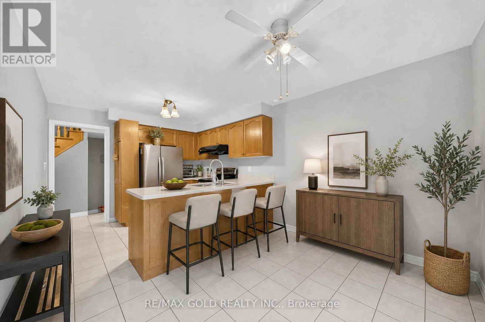 142 PRESSED BRICK DRIVE - Image 9