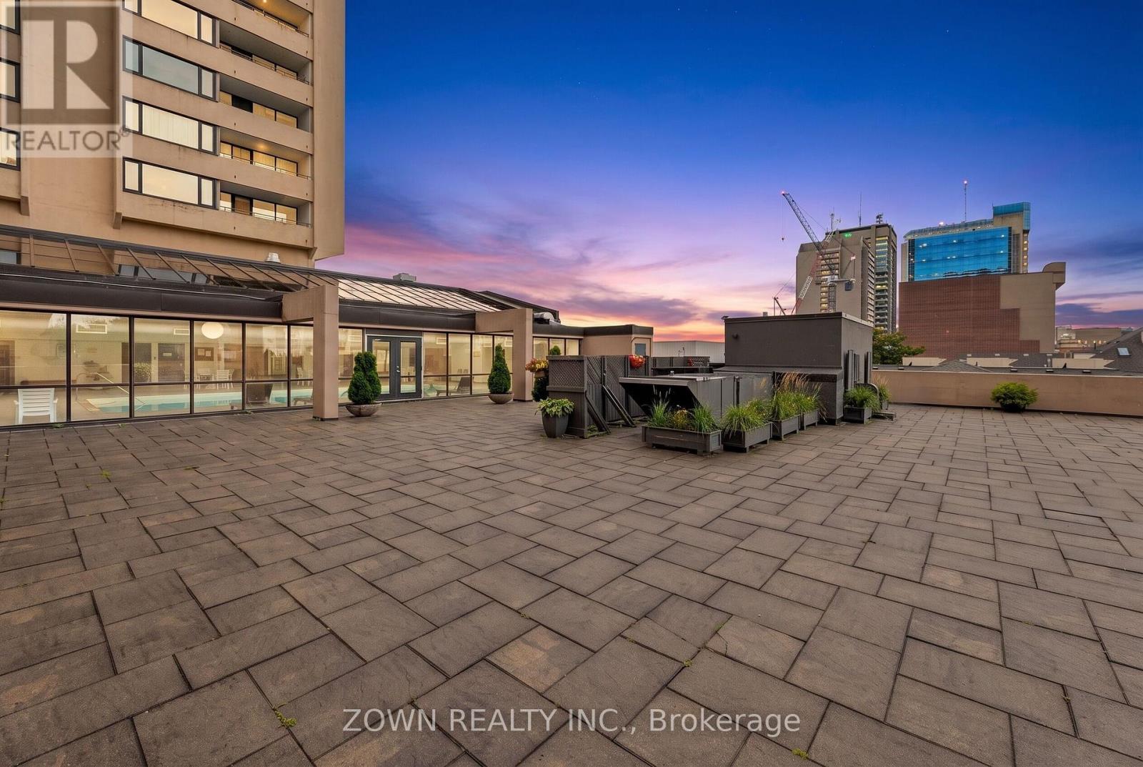#2205 389 DUNDAS STREET - Image 21