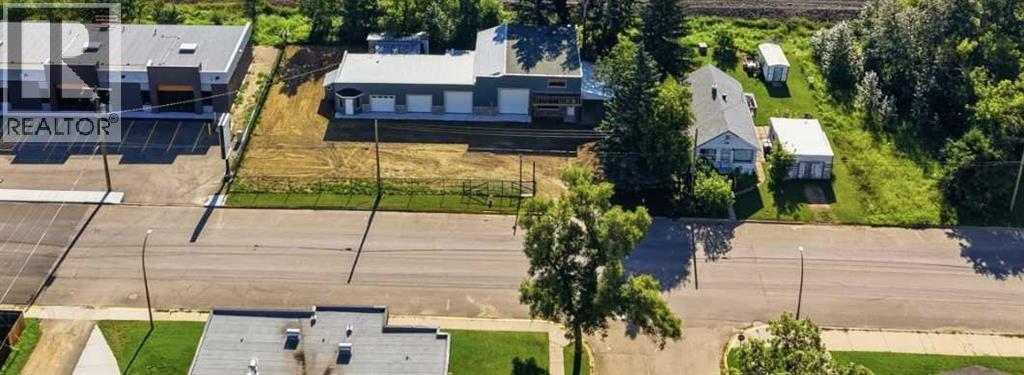 Listing photo – 5401 50 Street, Ponoka