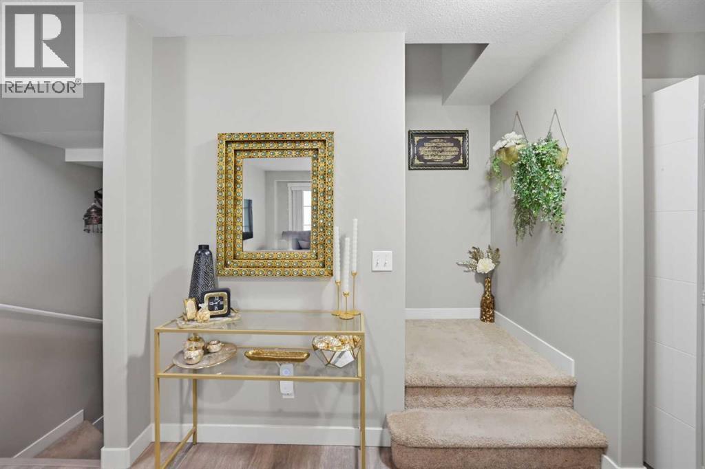 427 Redstone View NE - 26