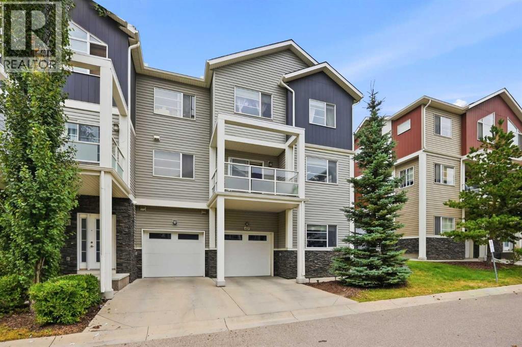 427 Redstone View NE - 4