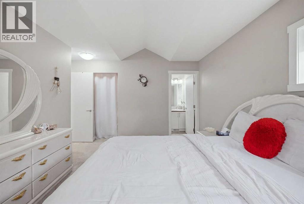 427 Redstone View NE - Image 38