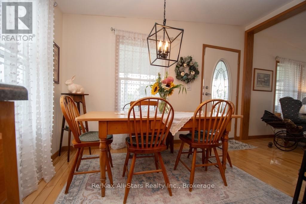 51 CREEKSIDE CIRCLE - Image 17