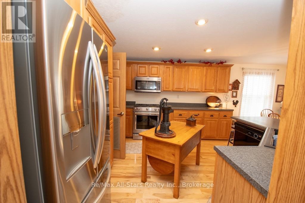 51 CREEKSIDE CIRCLE - 22