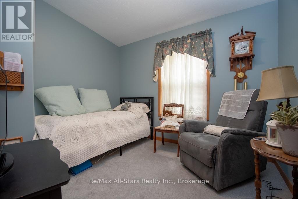 51 CREEKSIDE CIRCLE - Image 33