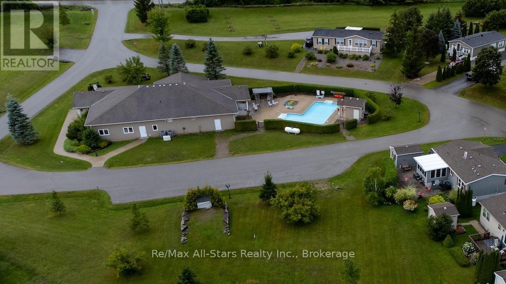 51 CREEKSIDE CIRCLE - Image 40
