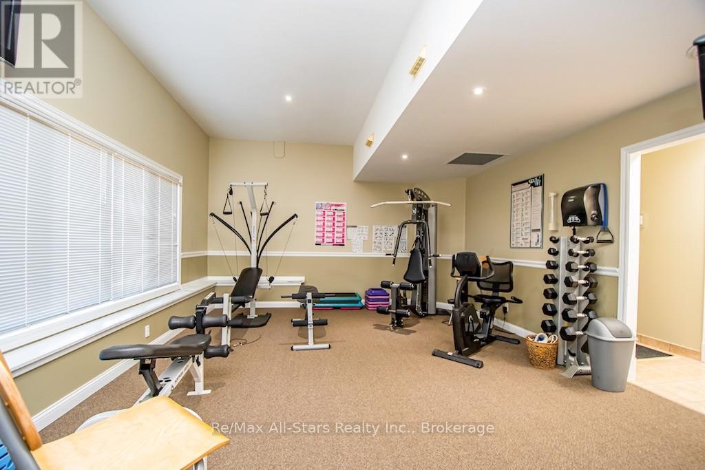 51 CREEKSIDE CIRCLE - Image 42
