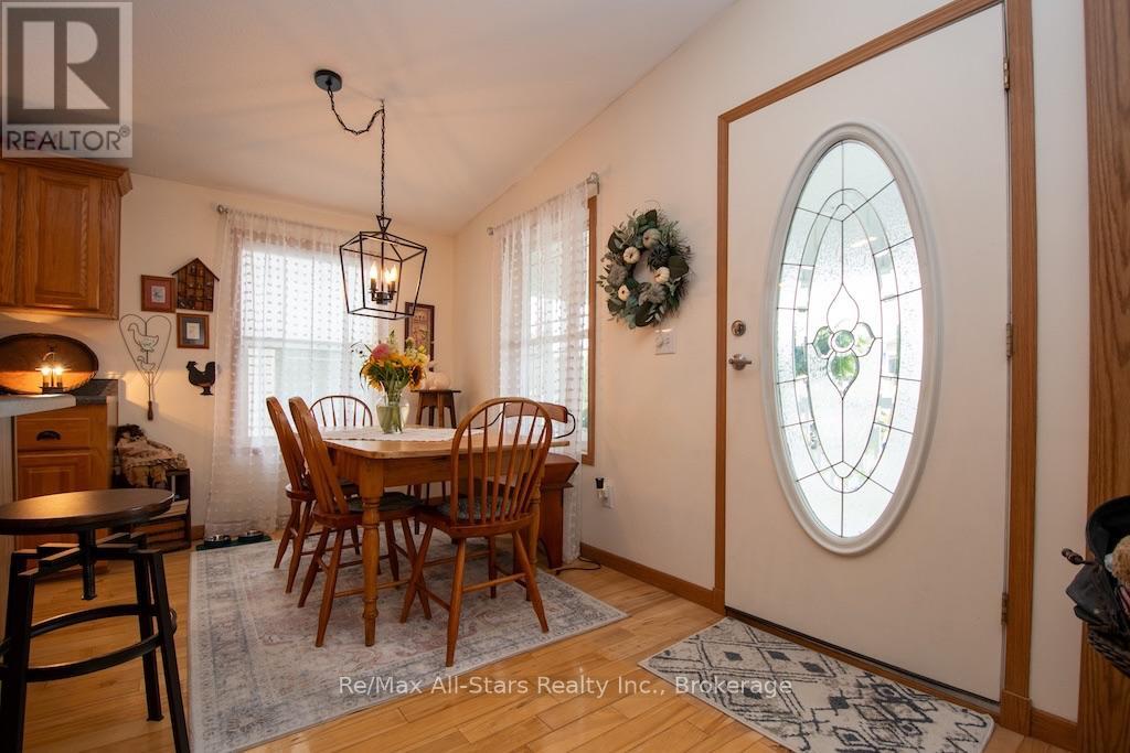 51 CREEKSIDE CIRCLE - 8