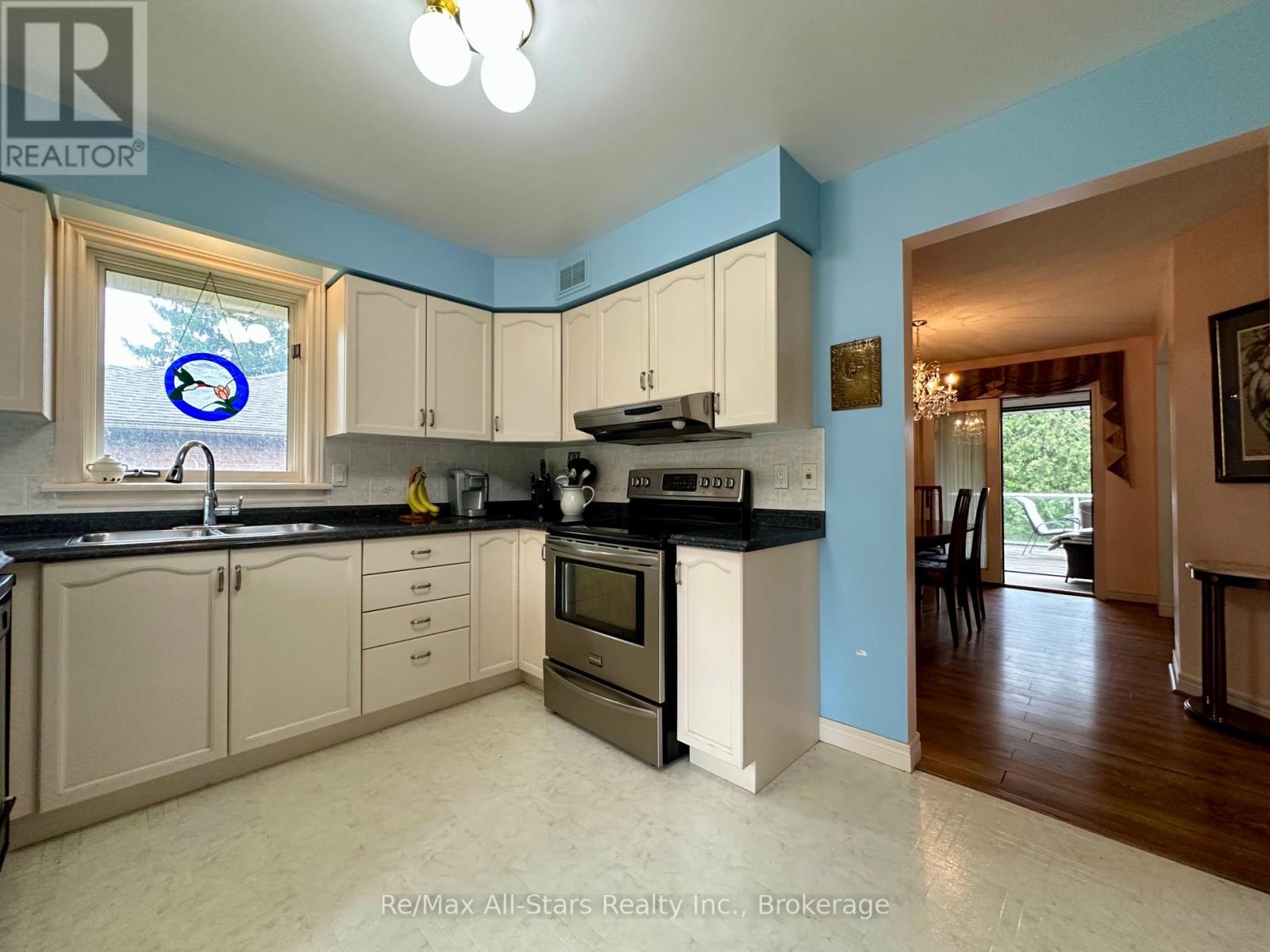 3 GOVERNORS DRIVE - Image 4