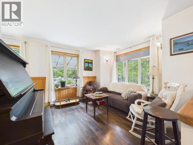 5072 PROSPECT STREET - 6