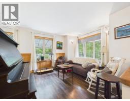 3pc Bathroom - 5072 Prospect Street, Texada Island, BC V0N3K0 Photo 6
