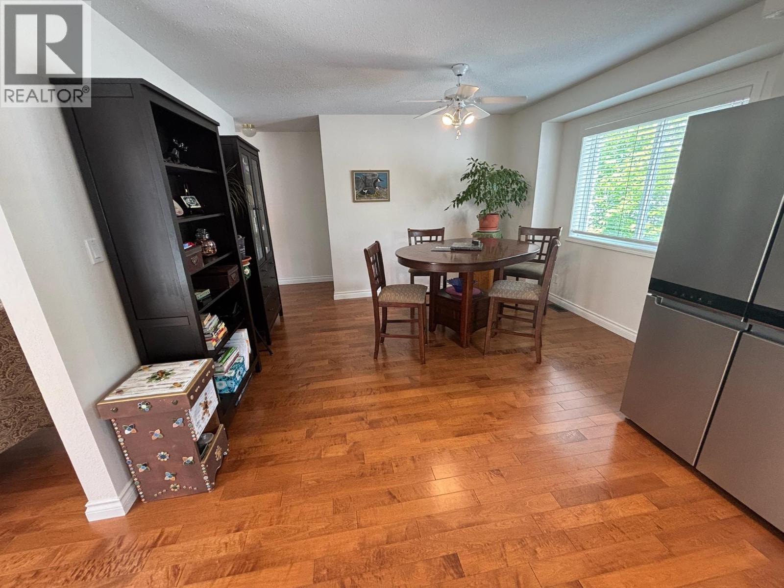 2230 Selkirk Place - 3