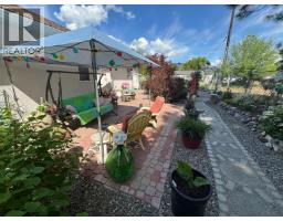 2230 Selkirk Place, Grand Forks, BC V0H1H0 Photo 15
