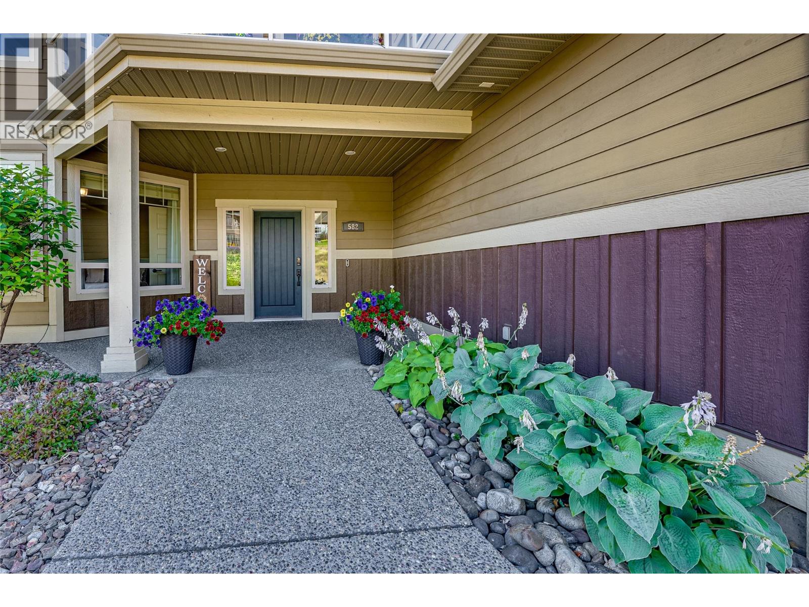 582 Mt. Ida Drive - 3