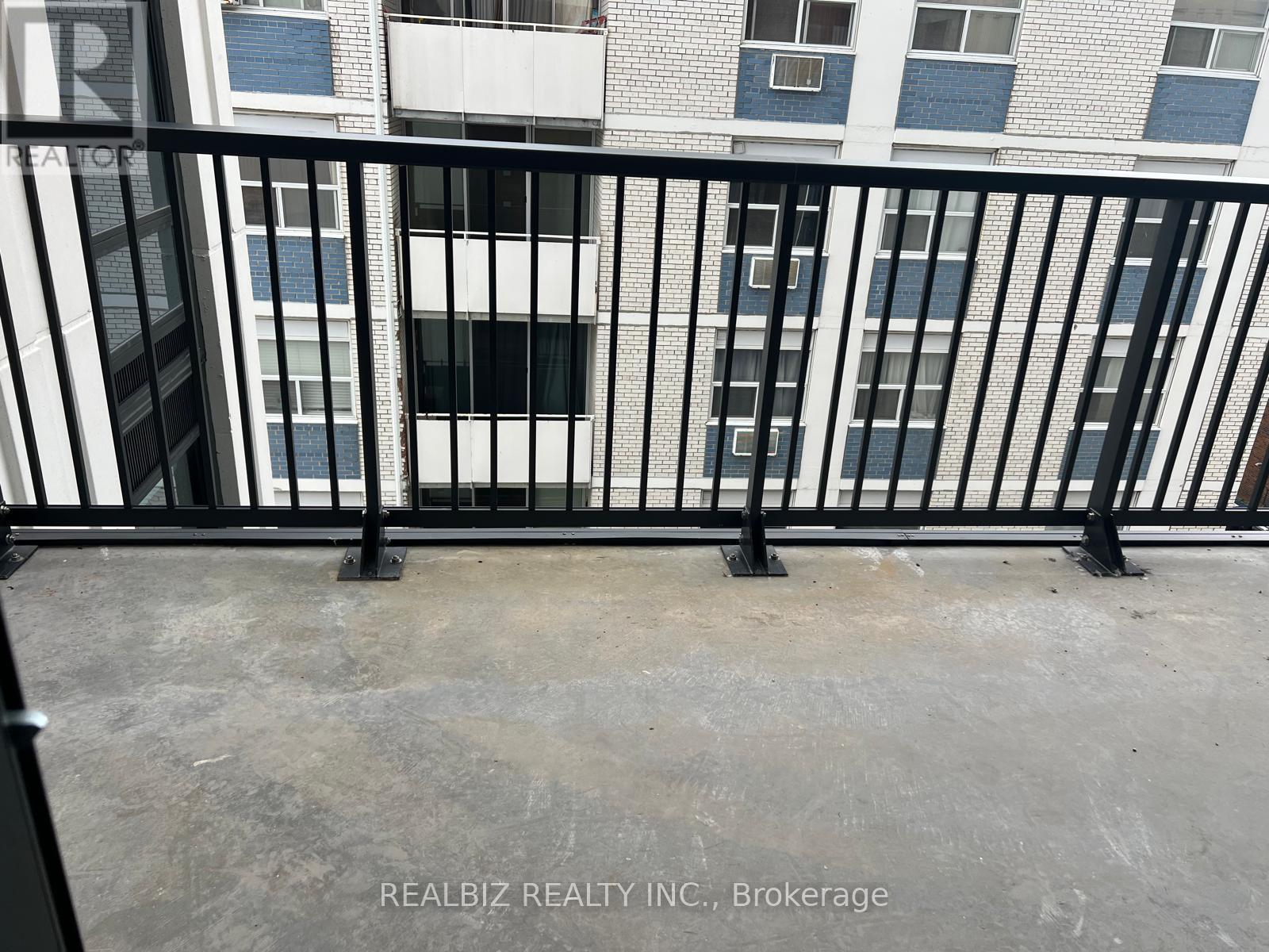 #823 91 MONTCLAIR AVENUE - 18