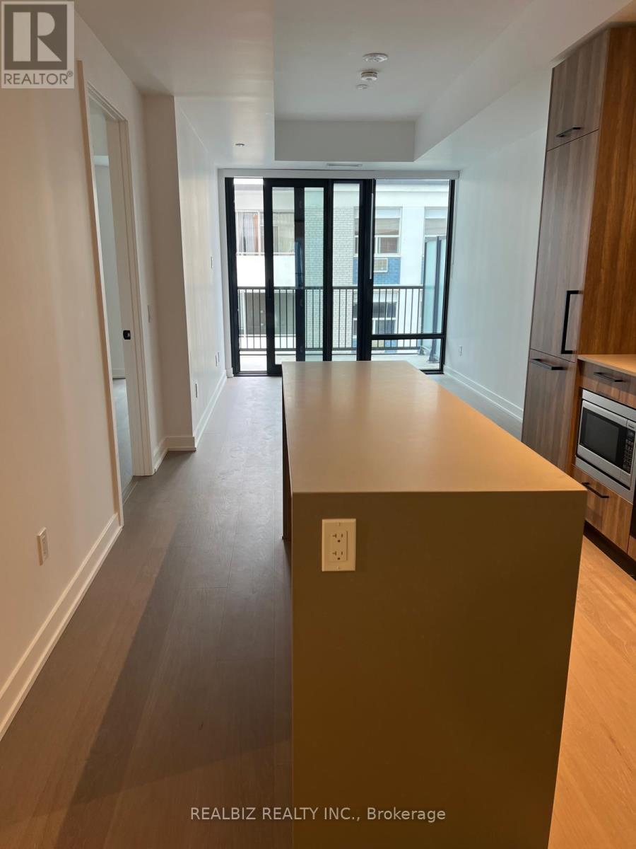 #823 91 MONTCLAIR AVENUE - 8