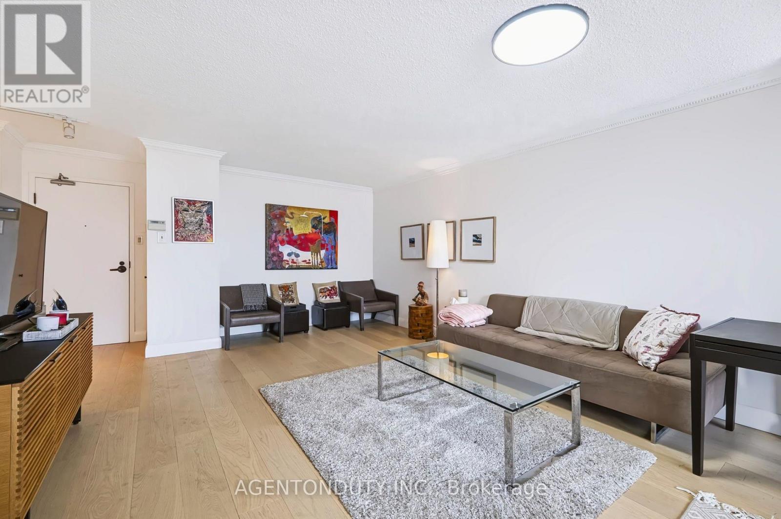 #1602 25 MAITLAND STREET - 10