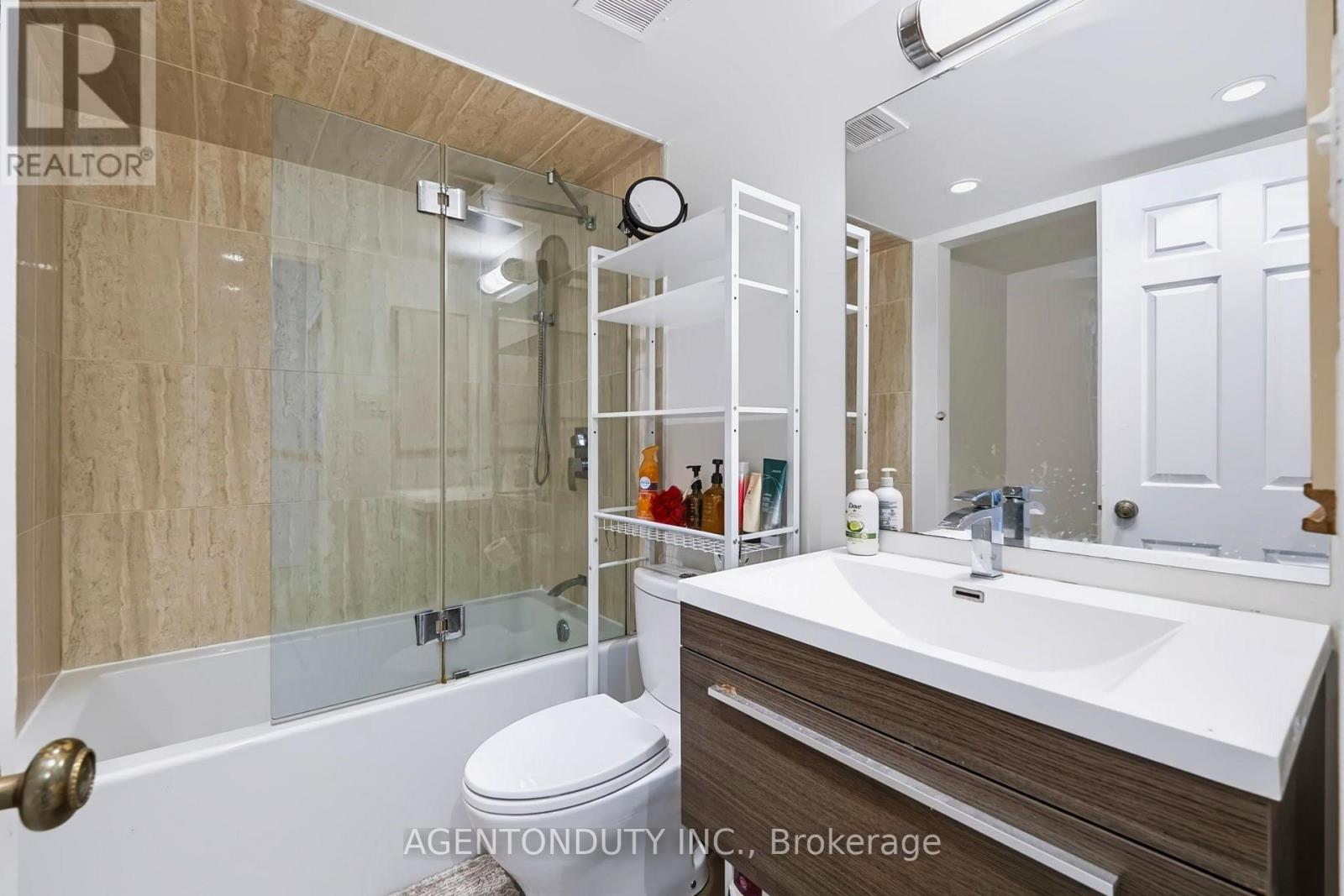 #1602 25 MAITLAND STREET - Image 20