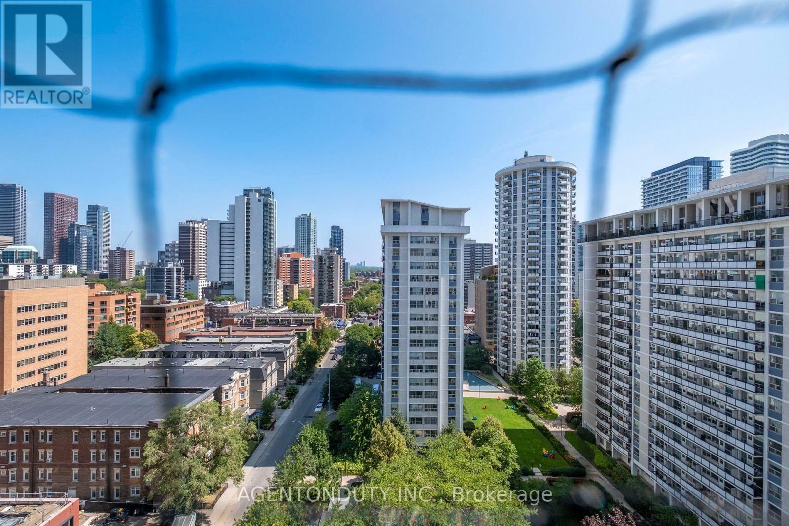 #1602 25 MAITLAND STREET - Image 24