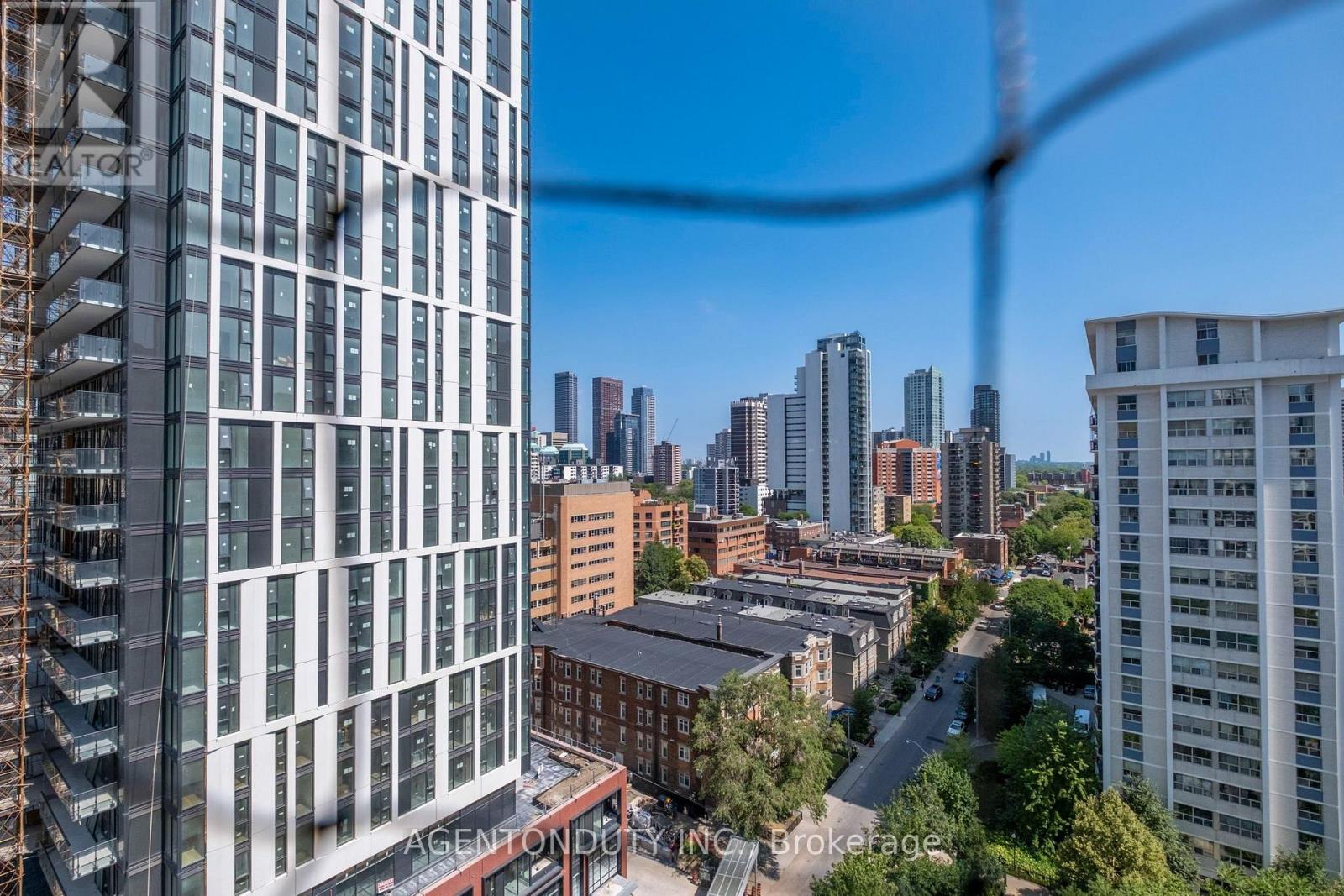 #1602 25 MAITLAND STREET - Image 25