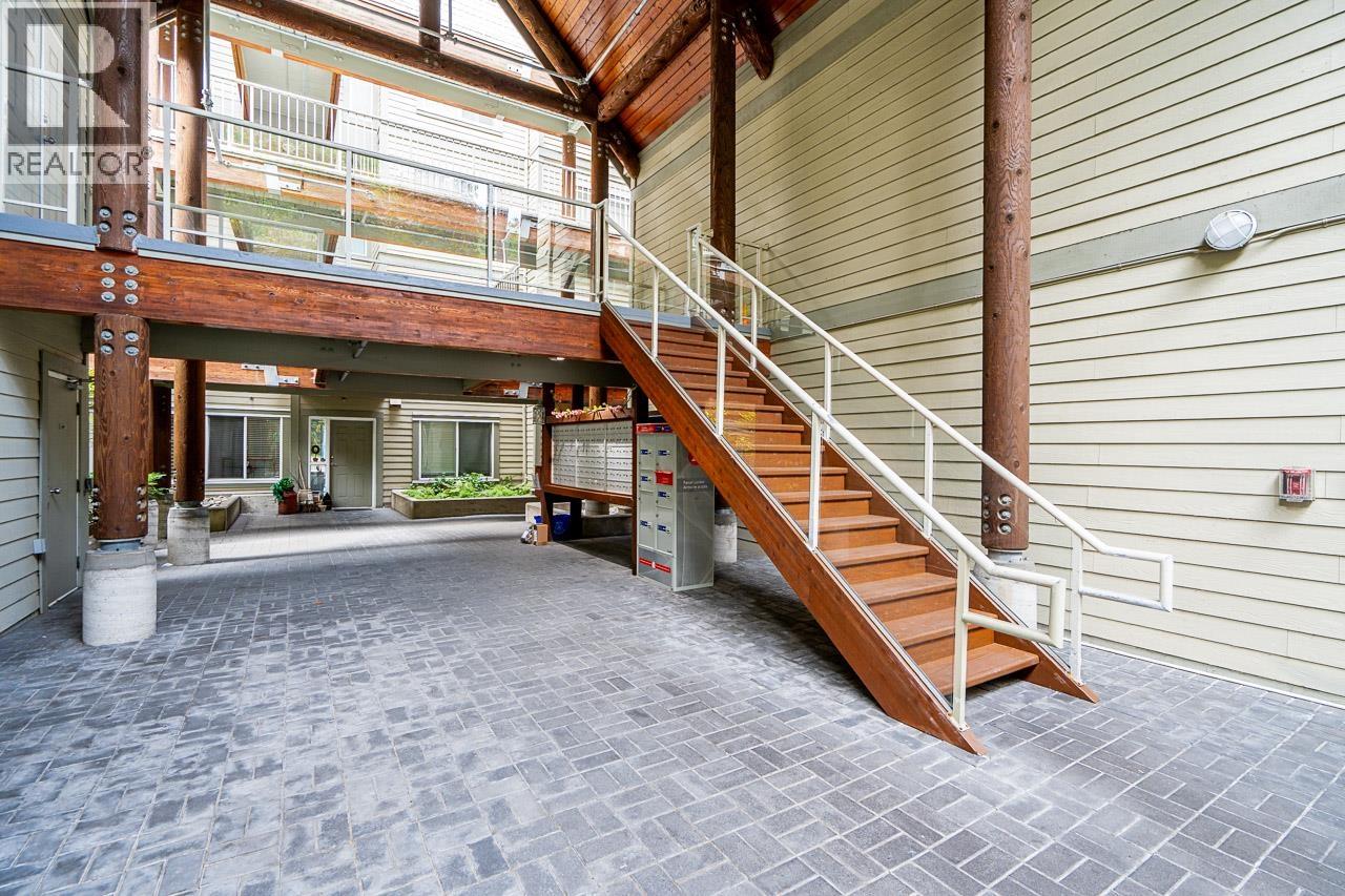 218 1120 TSATSU SHORES DRIVE — photo 5