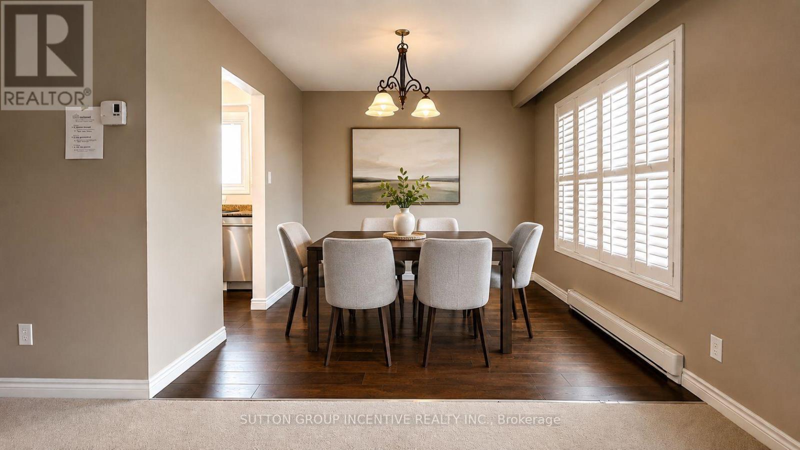 35 DAVIES CRESCENT - 7