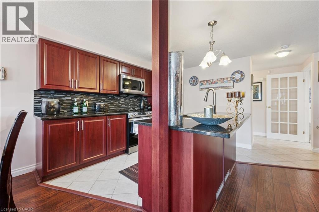 86 BRIDLEWREATH Street - 8