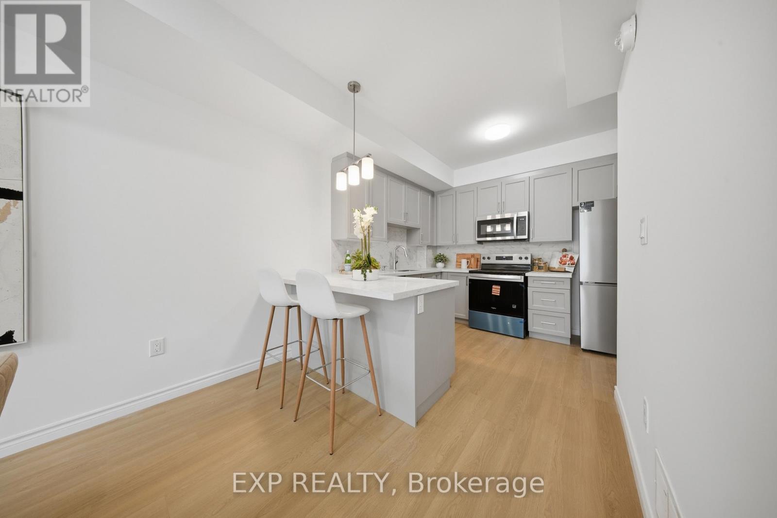 #10 2 SLESSOR BOULEVARD - Image 14