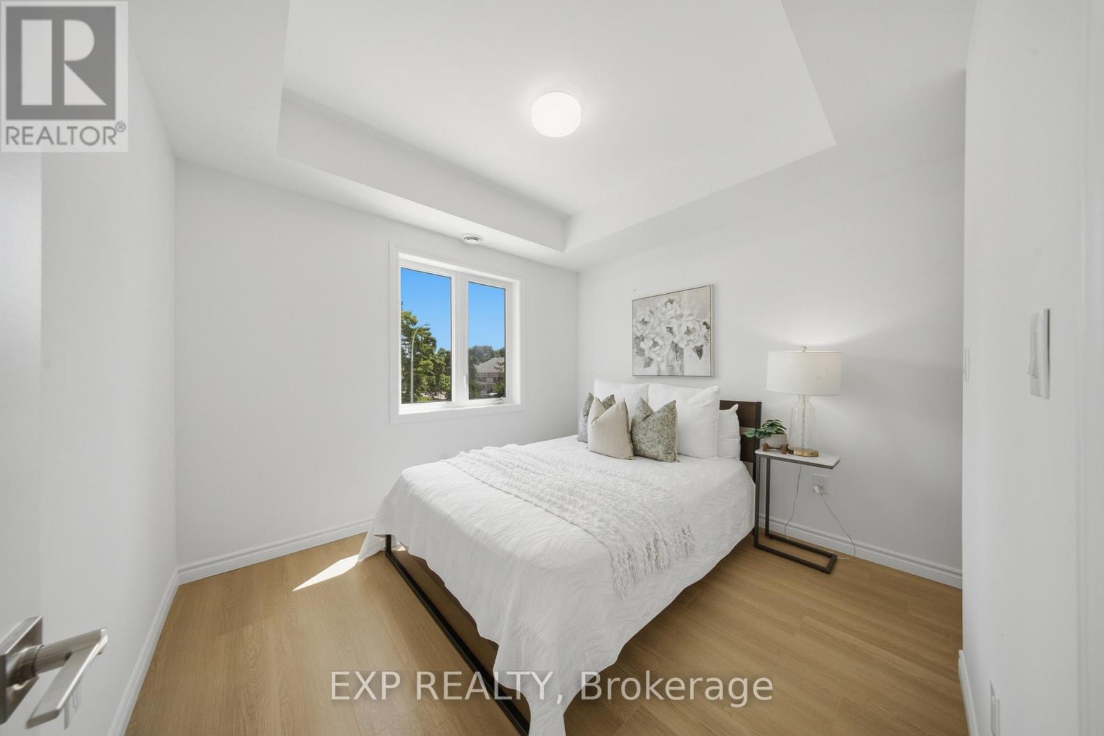 #10 2 SLESSOR BOULEVARD - Image 27