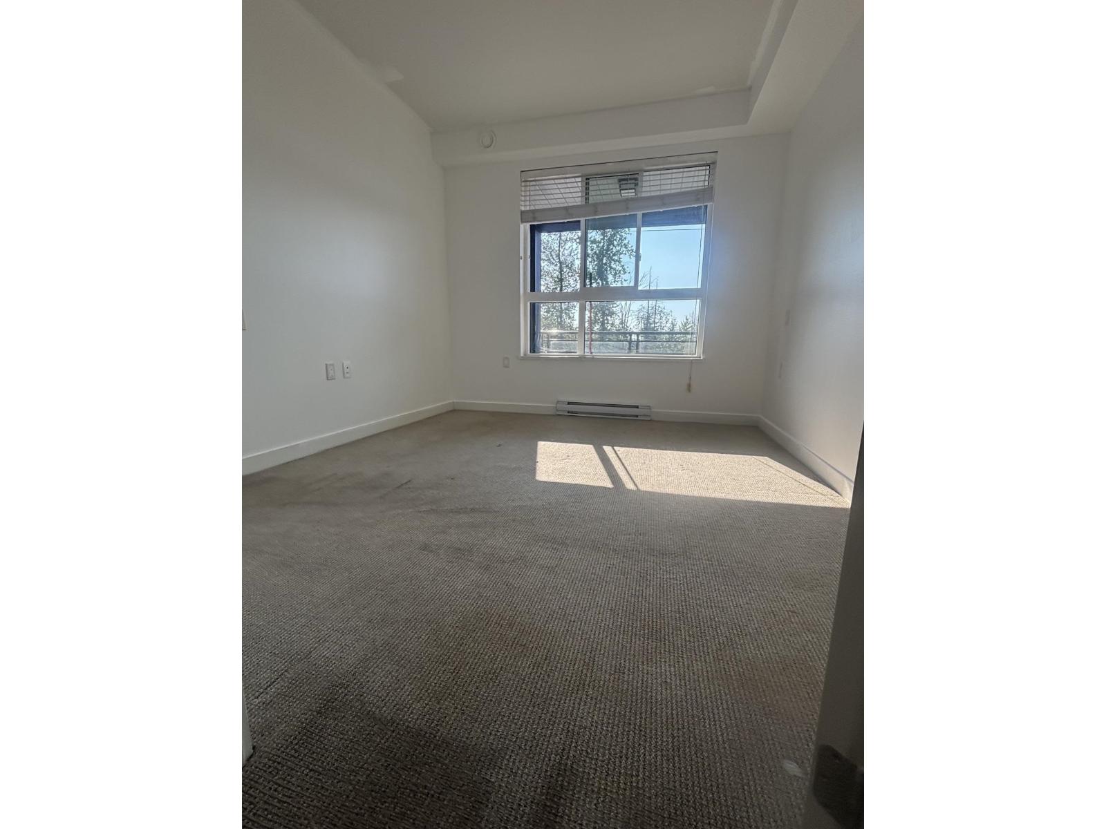 301 20829 77A AVENUE, Langley