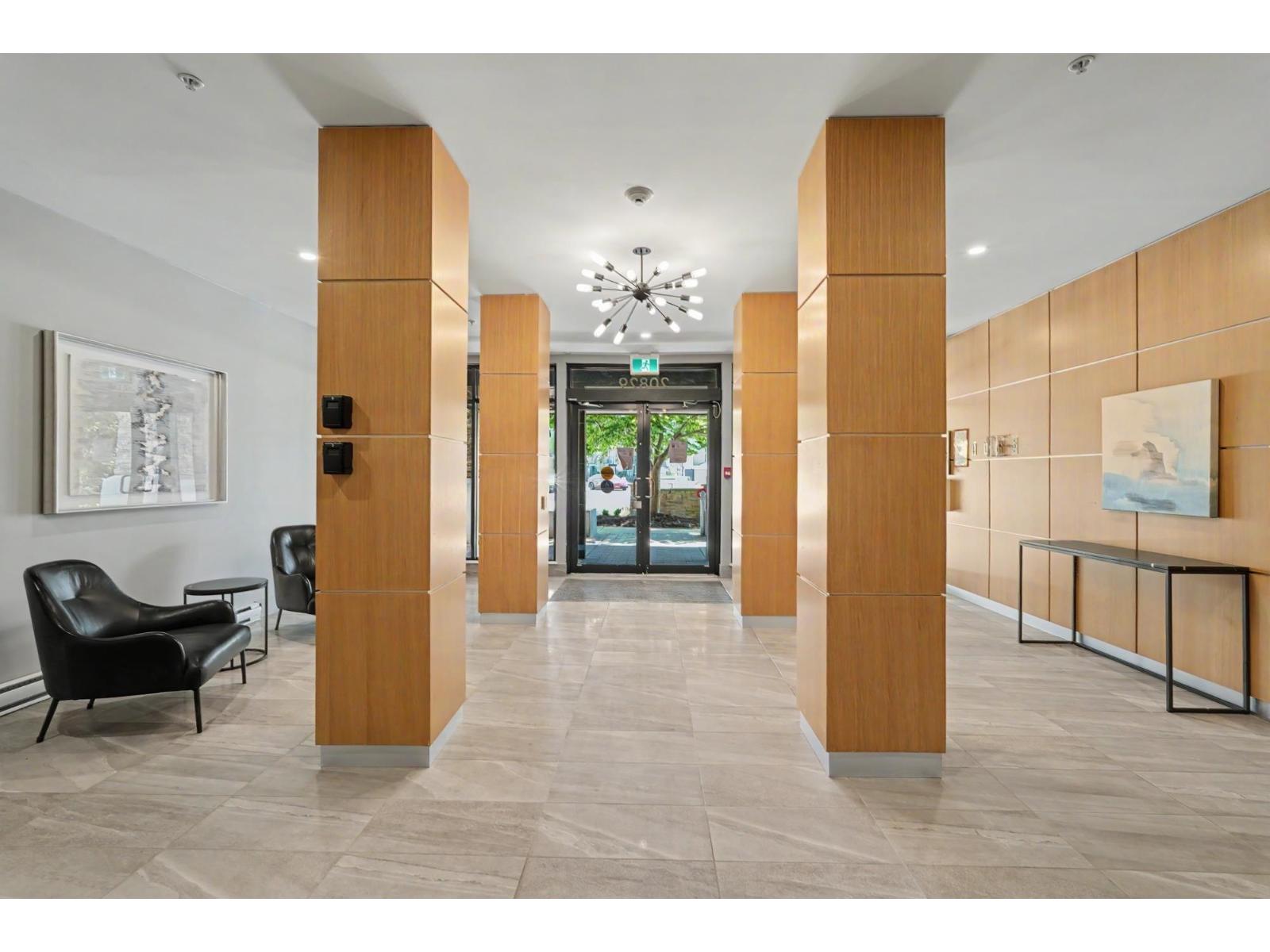 301 20829 77A AVENUE, Langley