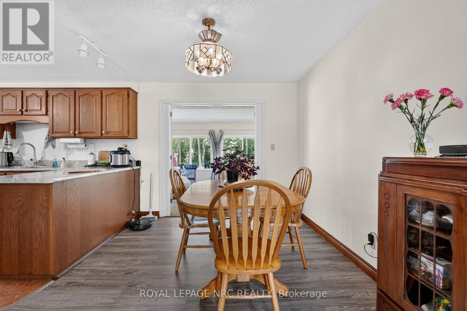 930 EDGEMERE ROAD - Image 18