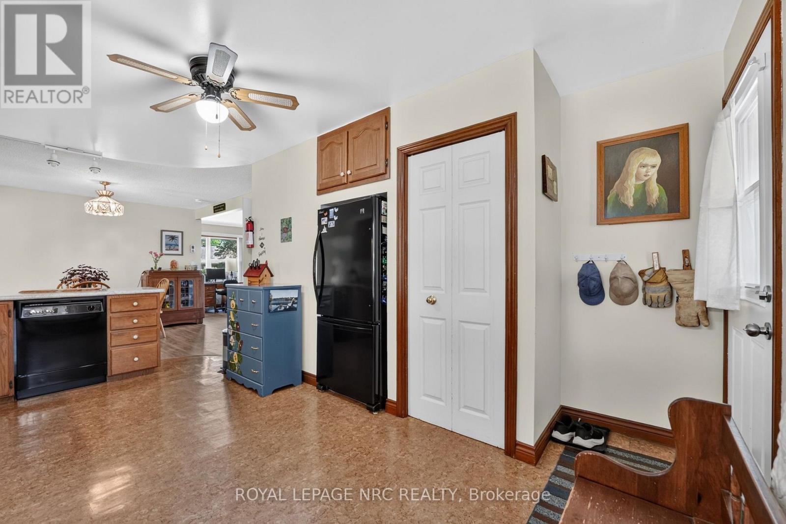930 EDGEMERE ROAD - Image 22
