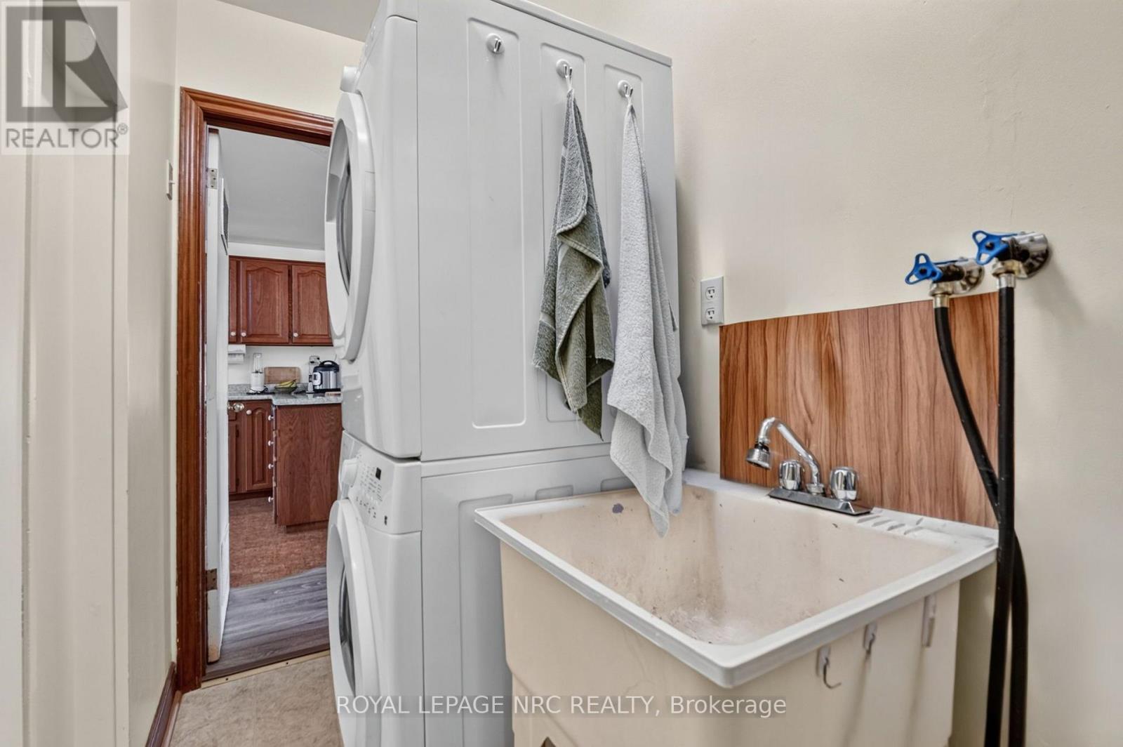 930 EDGEMERE ROAD - Image 25
